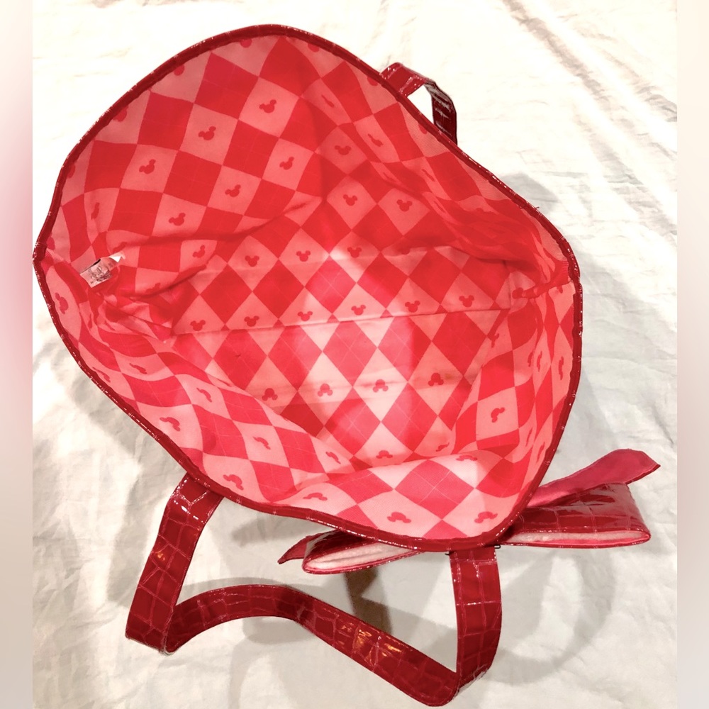 🦋WALT DISNEY WORLD Disneyland Resort large red tote size 21x15 NWOT - Picture 9 of 11